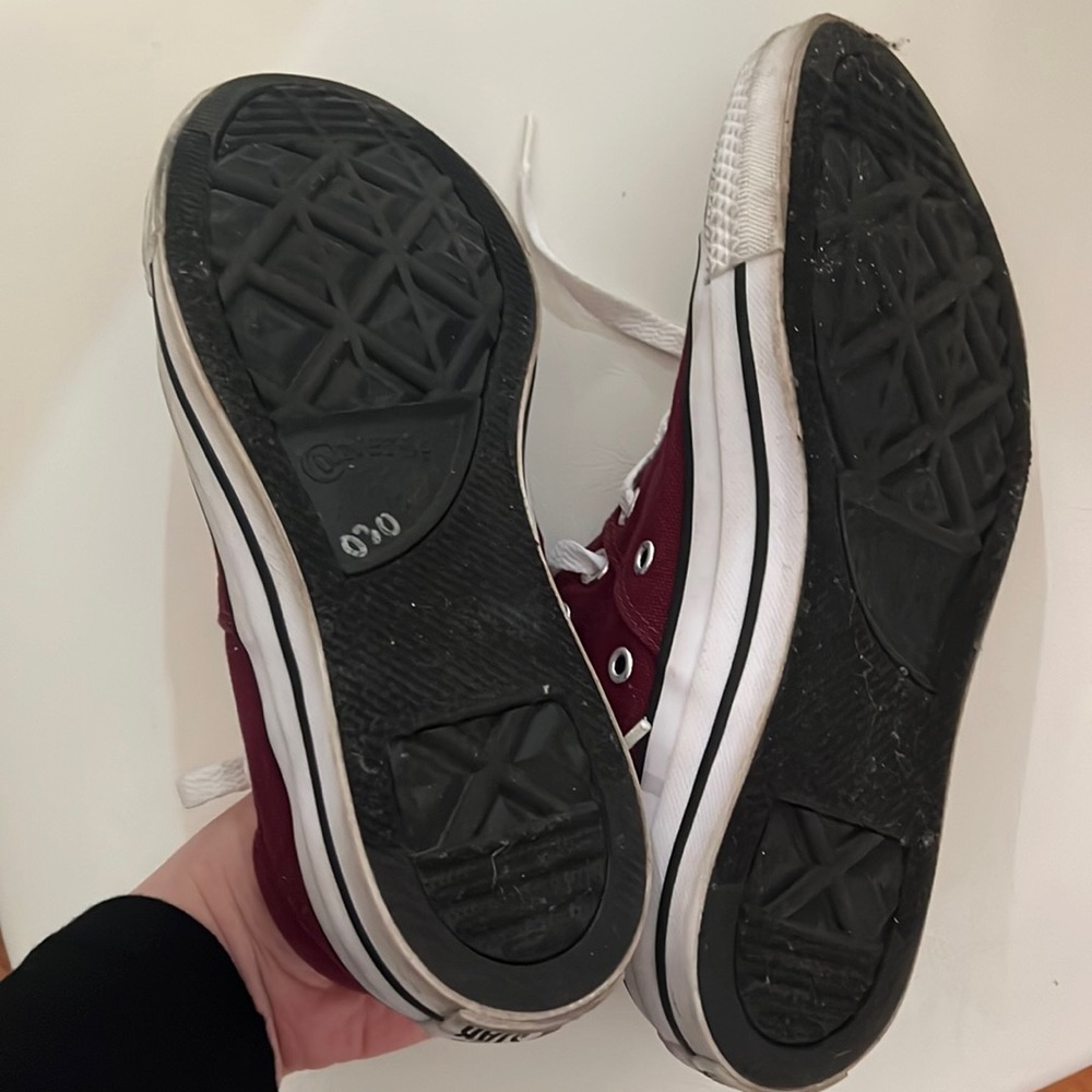 Converse ♥️ - Picture 3 of 3